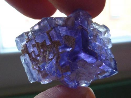 Fluorita y barita<br />La Cabaña, Valdelmar, zona minera de Berbes, Berbes, Ribadesella, Comarca Oriente, Principado de Asturias (Asturias), España<br />3,5 x 3 cm.<br /> (Autor: javier ruiz martin)