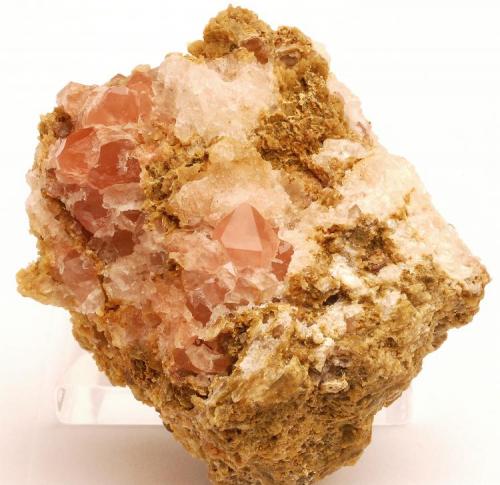 Cuarzo Rosa -
Barranc Vermell - Montnegre de Baix - Mutxamel - Alacant - Comunitat Valenciana - España -
6,0 x 5,4 x 4,4 cm (Autor: Martí Rafel)