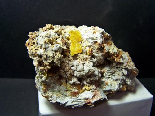 Wulfenita
Mina Laura - Los Lastonares - Albuñuelas - Granada - España
8x4 cm ( Cristal de 1,3 x 0,8 mm) (Autor: panchito28)