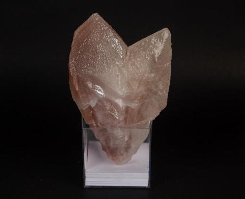 Calcita
Mina Ojuela, Mapimí, Durango, México
25x19 cm (Autor: victor chaul chamut)