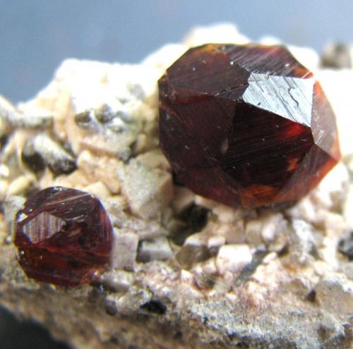 Granate Spessartina (Espesartina)
Mina Wushan, Tongbei, Yunxiao, Fujian, China.
70 x 44 x 33 mm.
Detalle (Autor: José Luis Zamora)