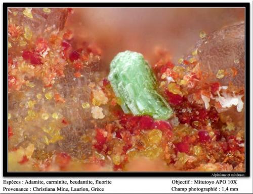 Adamite
Christiana mine, Laurion, Attika, Greece
fov 1.4 mm (Author: ploum)