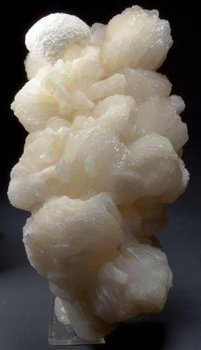 Stilbite and Mordenite
Jalgaon District, Maharashtra, India
15x9 cm.
Fot. & Col. Juan Hernandez.
Adquired in November of 2010. (Author: supertxango)