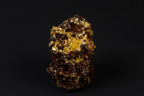 Wulfenita
Mina Ojuela, Mapimí, Durango, México
7x5 cm (Autor: victor chaul chamut)