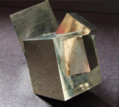 Pyrite,
Navajun, La Rioja, Spain.
Cubes to 22 mm (Author: nurbo)