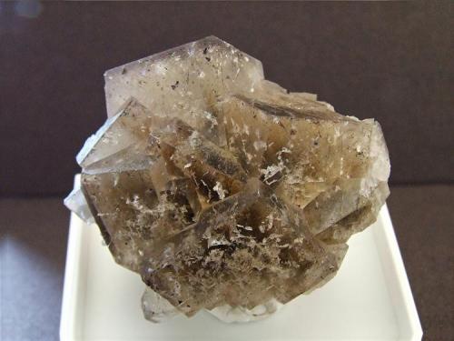 Fluorite.
East Flatt, Kay Gill Mine, Hawes, North Yorkshire, England, UK.
35 x 25 mm (Author: nurbo)