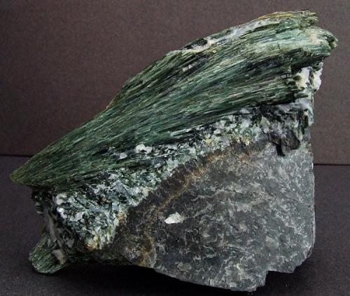 Actinolite.
Vegarshei, Aust-Agder, Norway.
80 x 60 mm (Author: nurbo)