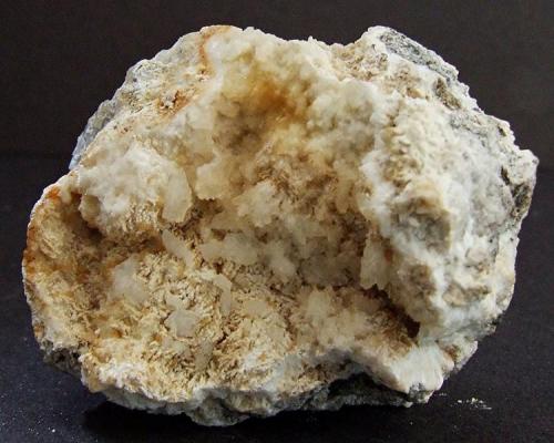 Calcite + ?
Eller Beck, Askrigg, North Yorkshire, England, UK.
35 x 30 mm (Author: nurbo)