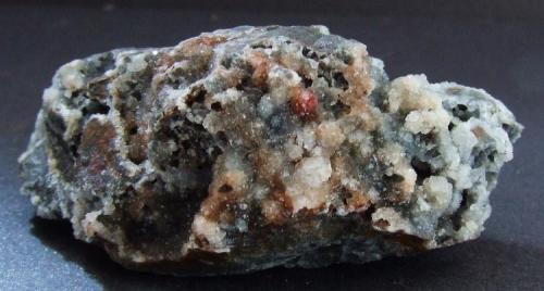 Quartz.
Sykes Mine (West), Trough of Bowland, Lancashire, England, UK.
55 x 40 mm (Author: nurbo)
