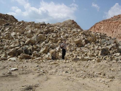 It’s me in a pile of granite blocks after a blast. (Author: davidsoler)