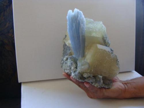 Naica Chihuahua Mexico.
anidrithe, calcite. (Author: javmex2)