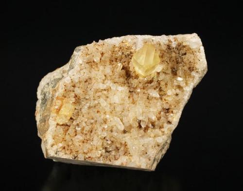 Topaz
Schneckenstein, Germany
5,0 x 4,0 x 2,5 cm. (Author: Carles Curto)