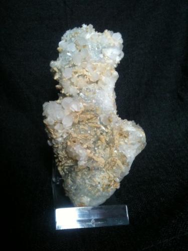 Quartz Calcite
Trepca-Mitrovica-Kosovo
15cm, 4-6cm, 2-4cm. (Author: Besi)