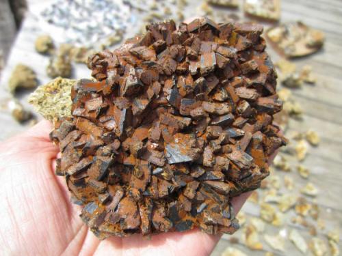 12 cm. plate of unprepared babingtonite. (Author: vic rzonca)