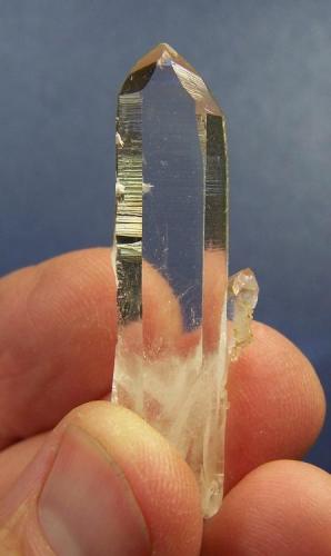 Quartz
Ceres, Western Cape, SA
50 x 11 x 09 mm (Author: Pierre Joubert)