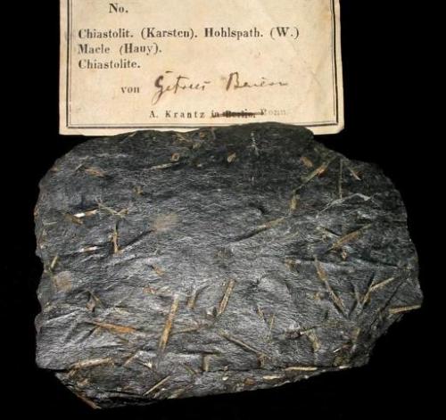 Andalusite var. chiastolite
Gefrees, Fichtelgebirge, Bavaria, Germany.
8 x 6 cm
Old material from one of the most famous German andalusite localities, former August Krantz material (1870). (Author: Andreas Gerstenberg)