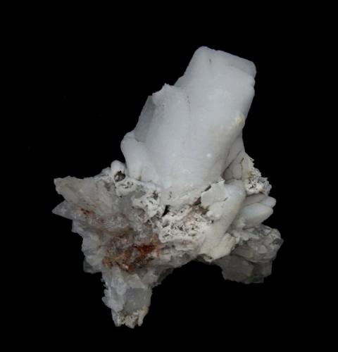 Celestina
Concesión nº 15879 "Minerama II", Urbanización "Puente Tablas", Jaén, Andalucía, España
Pieza; 6,7x5 cm.
Cristal; 3,2 cm.
Se trata de varios cristales que están recubiertos por una segunda generación de celestina, algunos de ellos están huecos. (Autor: DAni)