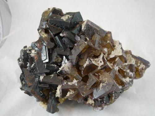 Fluorite, Calcite, Bitumen
Minerva #1 Mine, Cave-in Rock District, Hardin County, Illinois, USA
40 x 26 x 17 cm (Author: Don Lum)