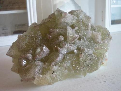 Fluorite, quartz
Hermine mine, Wölsendorf, Upper Palatinate, Bavaria, Germany.
13 x 8,5 cm
Completely undamaged cabinet. (Author: Andreas Gerstenberg)