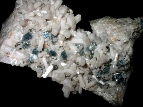 Apatite, quartz, pyrite
Kupfergrube mine, Sadisdorf, Erzgebirge, Saxony, Germany.
10 x 6,5 cm
Blue crystals up to 9 mm, excellent material for that locality! (Author: Andreas Gerstenberg)