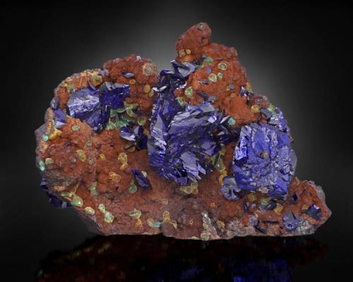 Azurite
Bisbee, Cochise County, Arizona, USA
10.7 x 8.8 cm
Bladed azurite crystals to 3.8 cm with malachite on limonite (Author: Frank Imbriacco)