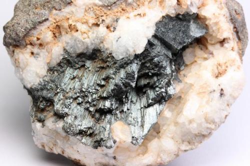 Hematites, Cuarzo<br />Cervera del Río Alhama, Comarca Cervera, La Rioja, Spain<br /><br /> (Autor: Ivan Blanco (PDM))