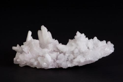 Aragonito
Mina Ojuela, Mapimí, Durango, México.
15x9 cm (Autor: victor chaul chamut)