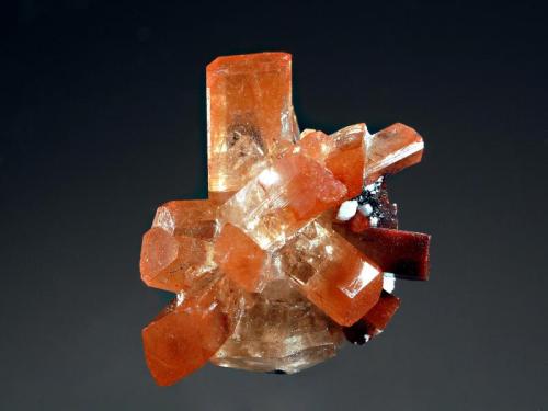 Topaz
Villa Garcia, Zacatecas, Mexico
2.5 x 2.7 cm. (Author: crosstimber)