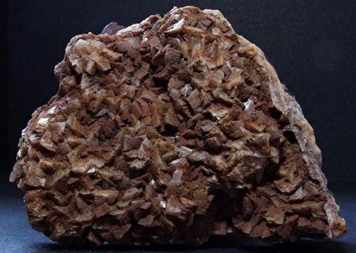 Dolomite and Kidney Ore Haematite.
Frizington Parks mine, Frizington Cumbria, England, UK.
70 x 70 mm (Author: nurbo)