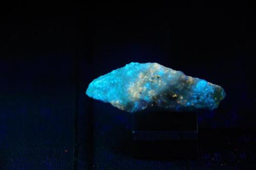 Apatito con Diópsido - Fluorescente
Bancroft, Ontario, Canadá
52x30x20 mm (Autor: Juan María Pérez)