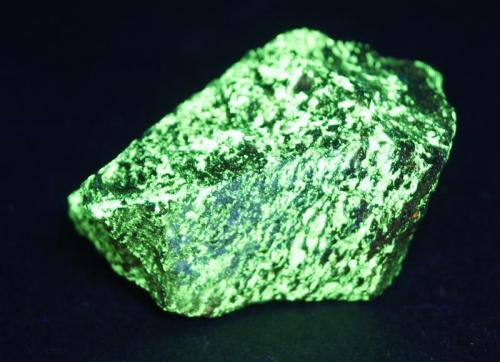 Willemita, Franklinita - Fluorescente
Sterling hill, New Jersey, USA.
42 x 54 cm
Luz UV onda corta. (Autor: Daniel C.M.)