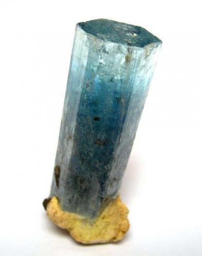 Beryl (var. aquamarine)
Erongo Mountain, Erongo Region, Namibia
Specimen height 5 cm (Author: Tobi)