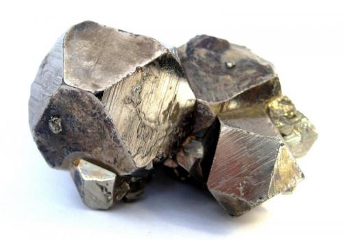 Pyrite
Huanzala Mine, Huallanca District, Dos de Mayo Province, Huánuco Department, Peru
Specimen size 5,5 cm (Author: Tobi)