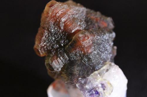 Fluorite, Quartz
Vioolsdrif, North Cape Province, South Africa
4.2 x 2.6 x 2.3 cm (Author: Don Lum)