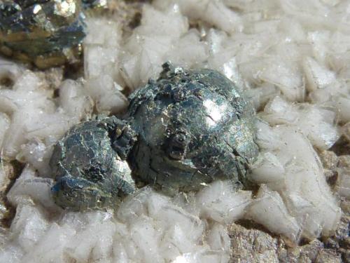 Pirita, Marcasita, Dolomita y Esfalerita<br />Reocín Mine, Reocín, Comarca Saja-Nansa, Cantabria, Spain<br />10 x 6 cm.<br /> (Autor: javier ruiz martin)