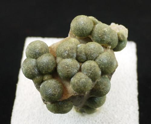 Wavellite
Dug Hill, Garland County, Arkansas, USA
5.5 x 5.0 x 4.0 cm (Author: Don Lum)