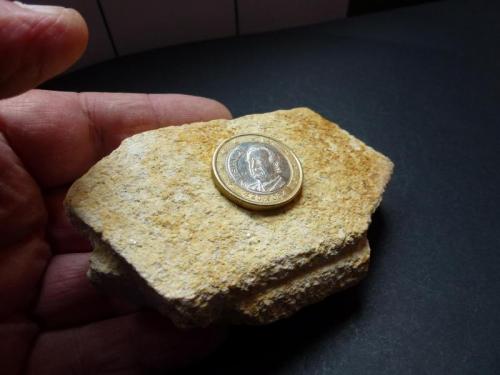 Ortoclasa<br />Santo Tirso, Douro Litoral, Distrito Porto, Área Metropolitana do Porto, Norte, Portugal<br />9 x 6 cm.<br /> (Autor: javier ruiz martin)