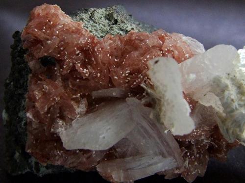 Apophylite on red Heulandite.
Nasik, Maharastra, India.
FOV 25 x 20 mm approx (Author: nurbo)