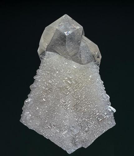 Calcite
Shullsburg, Upper Mississippi Valley District, Lafayette Co., Wisconsin
9.6 x 6.8 x 5.8 cm (Author: am mizunaka)