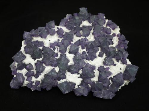 Fluorite
De An Mine, Jiang Xi Province, China
19.3 x 15.2 cm (Author: Don Lum)