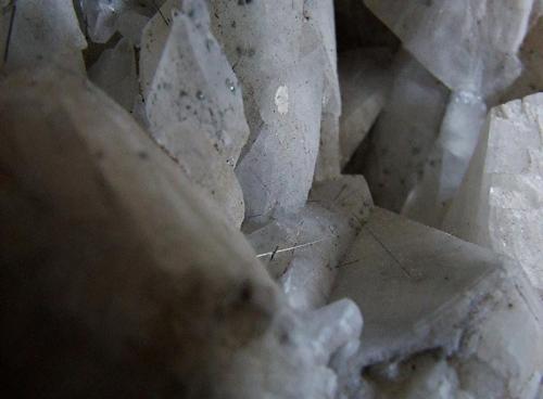 Millerite in and on Calcite.
Hockley Edge, Near Ashover, Derbyshire, England, UK.
FOV 20 x 20 mm approx (Author: nurbo)