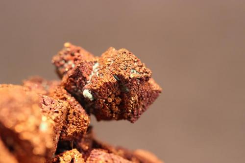 Copper pseudomorph after Cuprite
Poteryaevskoe Mine, Altaiskiy Kray, Western Siberian Region, Russia
6.2 x 5.2 x 4.5 cm (Author: Don Lum)
