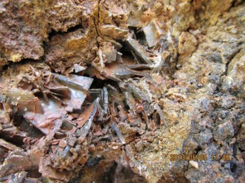 Barita<br />Sarita Mine, Bezas, Comarca Sierra de Albarracín, Teruel, Aragon, Spain<br />Cristal mayor 2 cm.<br /> (Autor: Miguel Ángel Martinez)