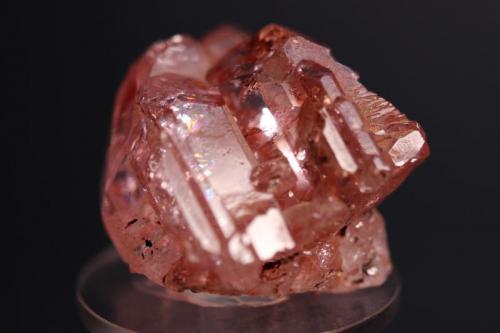 Topaz
Zacatecas, Mexico
4.2  x  3.7 cm
Pink Topaz (Author: Don Lum)