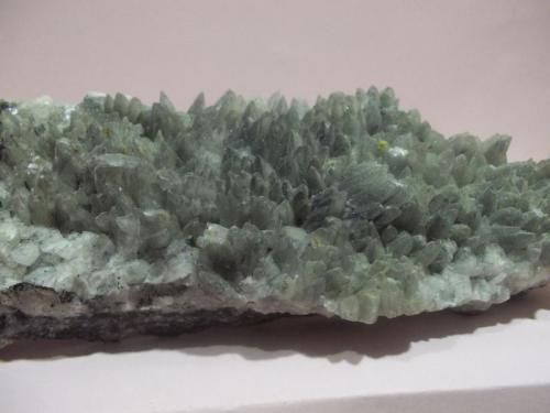 Calcita
Mina Aguas Teñidas, Almonaster la Real, Huelva, Andalucía, España
16 x 7 cm
Calcita diente de perro. (Autor: Cristalino)