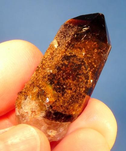 Smoky quartz
Mount Malosa, Zomba, Malawi.
44 x 17 x 12 mm (Author: Pierre Joubert)