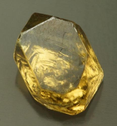 Zircon
Mogok, Burma.
10 mm, 4.4 carats (Author: Ru Smith)