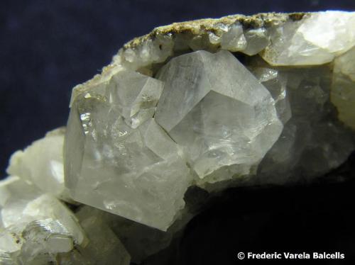 Calcita
Mina Juanita, Alinyà, Fígols-Alinyà, Alt Urgell, Lleida, Catalunya, España.
Detalle de la pieza anterior. Grupo de cristales: 2 cm (Autor: Frederic Varela)
