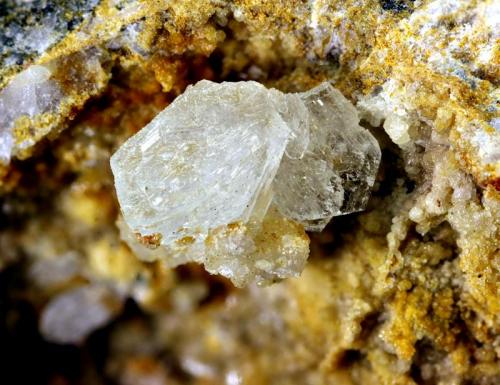 Hemimorfita
La Peza, Granada, Andalucía, España.
Grupo de cristales de 1 cm. (Autor: Antonio Carmona)