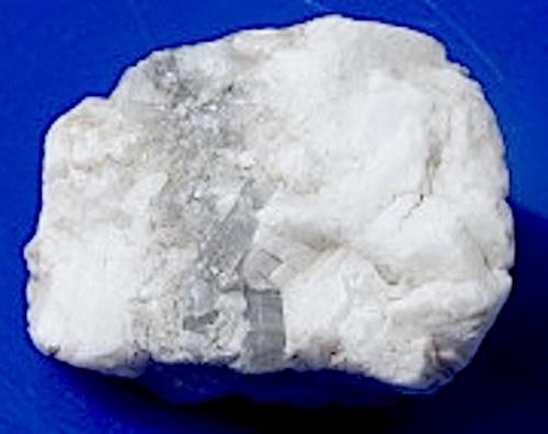 Albite
Kensington Mica Mine, Silver Spring, Maryland, USA
2.6 cm X 2.2 cm (Author: steven calamuci)